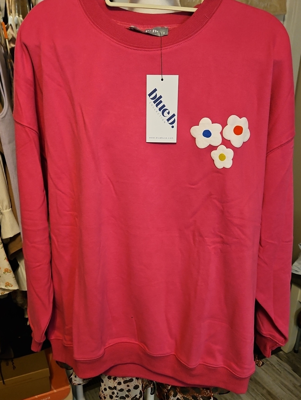 CASEPACK- Women's Hot Pink Floral Appliqué Sweatshirt
